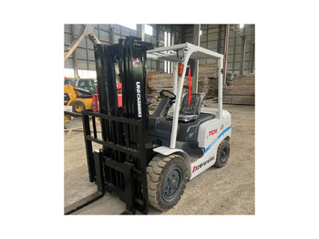 Dieselový vysokozdvižný vozík TCM FD30 Forklift: obrázek 5