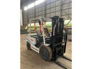 Dieselový vysokozdvižný vozík TCM FD30 Forklift: obrázek 2