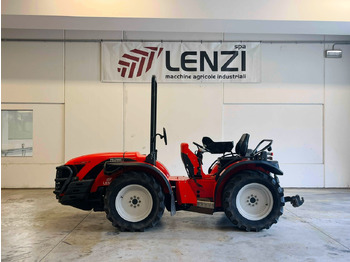 Traktor ANTONIO CARRARO