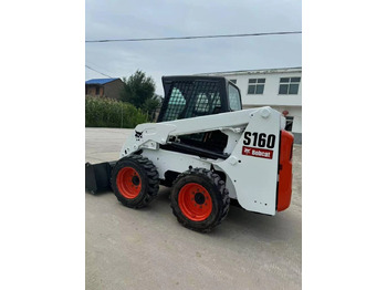 Smykový nakladač Bobcat S 160: obrázek 2