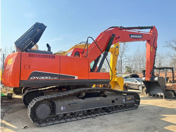 Pásové rýpadlo DOOSAN DX300