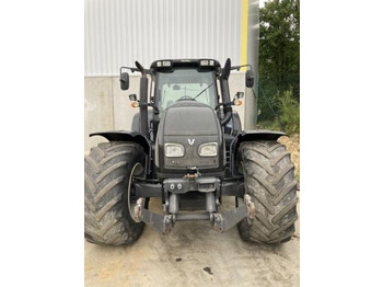 Traktor Valtra T213 VERSU: obrázek 2