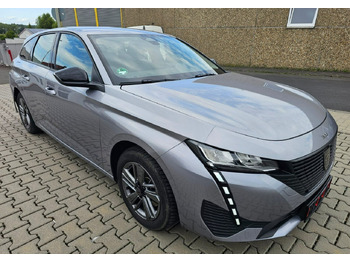 Osobní auto PEUGEOT