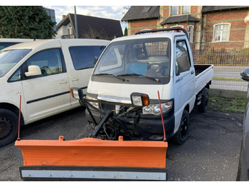 Vozidlo pro zimní údržbu PIAGGIO
