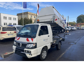 Vůz na odvoz odpadků PIAGGIO