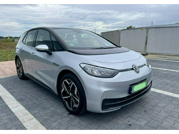 Osobní auto VOLKSWAGEN