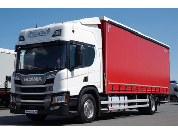 Plachtový nákladní auto IVECO