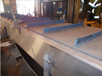 Dopravník Wright Pugson Stainless framed flighted elevator belt conveyor: obrázek 2