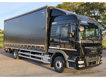 Plachtový nákladní auto MAN TGM 15.290