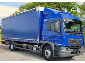 Plachtový nákladní auto MAN TGM 18.290