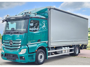 Plachtový nákladní auto MERCEDES-BENZ Actros