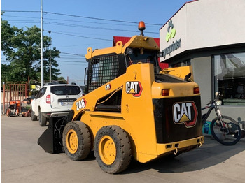Smykový nakladač CAT 246: obrázek 3 Smykový nakladač CAT 246: obrázek 3