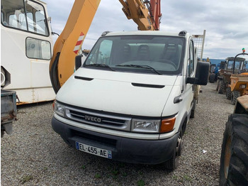 Dodávka sklápěč IVECO