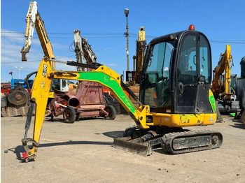 Mini rýpadlo JCB 8018