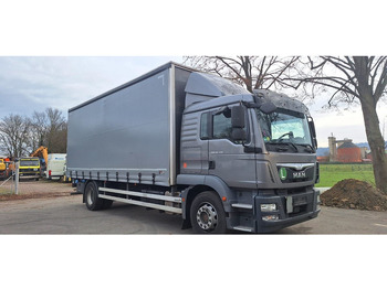 Plachtový nákladní auto MAN TGM 18.340