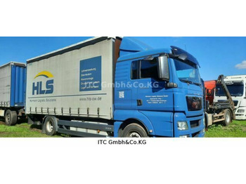 Plachtový nákladní auto MAN TGX 18.400