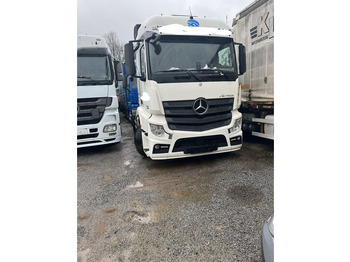 Tahač MERCEDES-BENZ Actros 1842