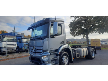 Tahač MERCEDES-BENZ Actros 1832