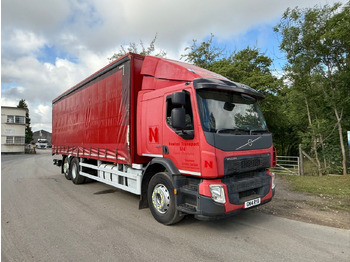 Plachtový nákladní auto VOLVO FE 320