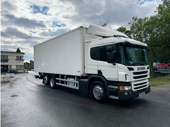 Chladírenský nákladní automobil SCANIA P 320