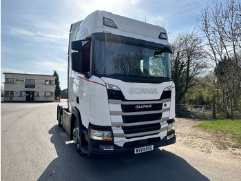 Tahač SCANIA R 450