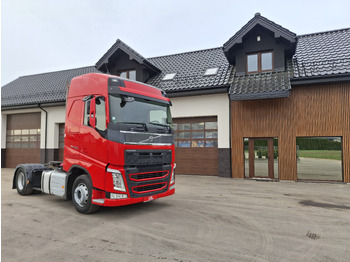 Tahač VOLVO FH 420