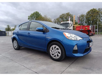 Osobní auto TOYOTA