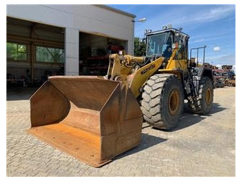 Kolový nakladač KOMATSU WA480-6