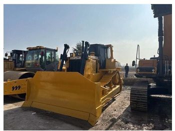 Buldozer 2020 Caterpillar D8R: obrázek 3