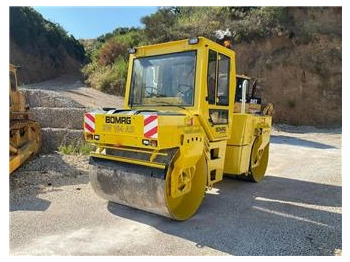 Silniční válec BOMAG