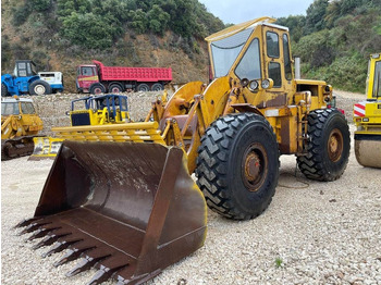 Kolový nakladač CATERPILLAR 966C