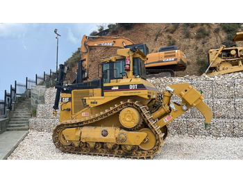 Buldozer CAT D 9 N: obrázek 2