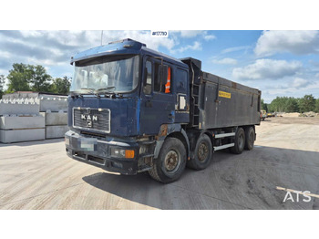 Sklápěč MAN F2000