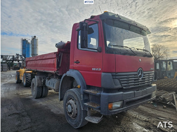 Sklápěč Mercedes-Benz Atego 1823 4x4 Tipper (2004): obrázek 2