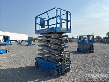 Nůžková plošina 2014 Genie GS-4047 Electric Scissor Lift: obrázek 3