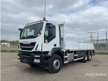Nákladní automobil valníkový/ Plošinový IVECO