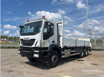Nákladní automobil valníkový/ Plošinový Iveco Trakker 360 Flatbed Truck: obrázek 2