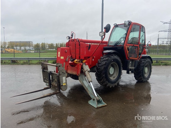 Teleskopický manipulátor JCB