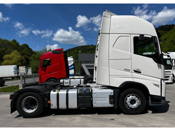 Tahač Volvo FH 500 EURO 6 // Standard // 2024 Rok // Parkclima // Globe XL // Skóry // Joystick //: obrázek 5