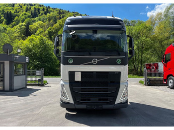 Tahač Volvo FH 500 EURO 6 // Standard // 2024 Rok // Parkclima // Globe XL // Skóry // Joystick //: obrázek 3