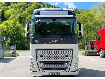 Tahač Volvo FH500 // New Face // Low Deck // Full Led // ACC // Globe XL // ParkClima // Zamiana za starszy: obrázek 2