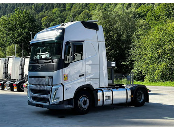 Tahač VOLVO FH 500