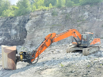 Pásové rýpadlo DOOSAN DX300LC-5