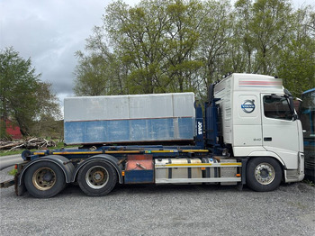 Hákový nosič kontejnerů VOLVO FH 540