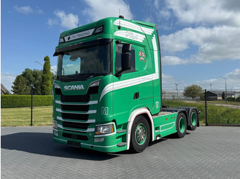 Tahač SCANIA S 520