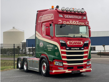 Tahač SCANIA S 650