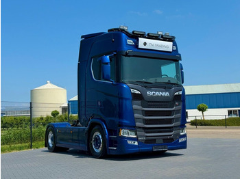 Tahač SCANIA S 660