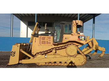 Buldozer CATERPILLAR D6T