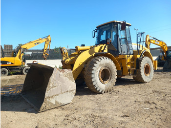 Nakladač CATERPILLAR 962H