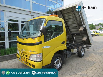 Dodávka sklápěč TOYOTA Dyna